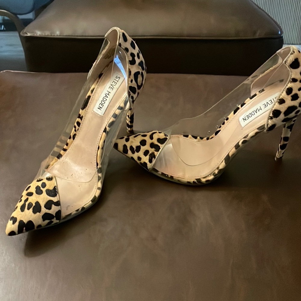 Steve Madden leopard heels